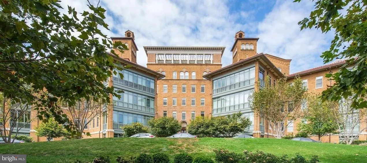 2425 L STREET, Washington, DC 20037