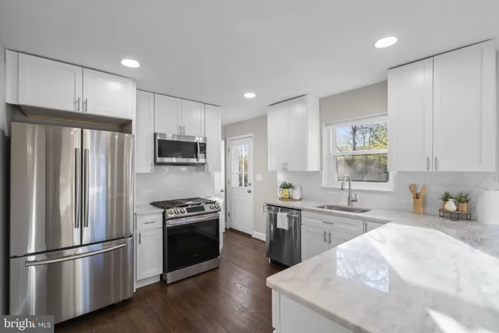 3404 Haven Place, Falls Church, VA 22041