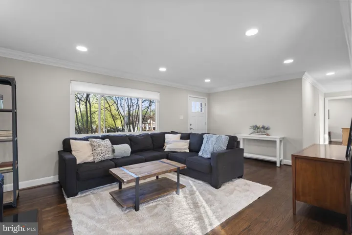 3404 Haven Place, Falls Church, VA 22041