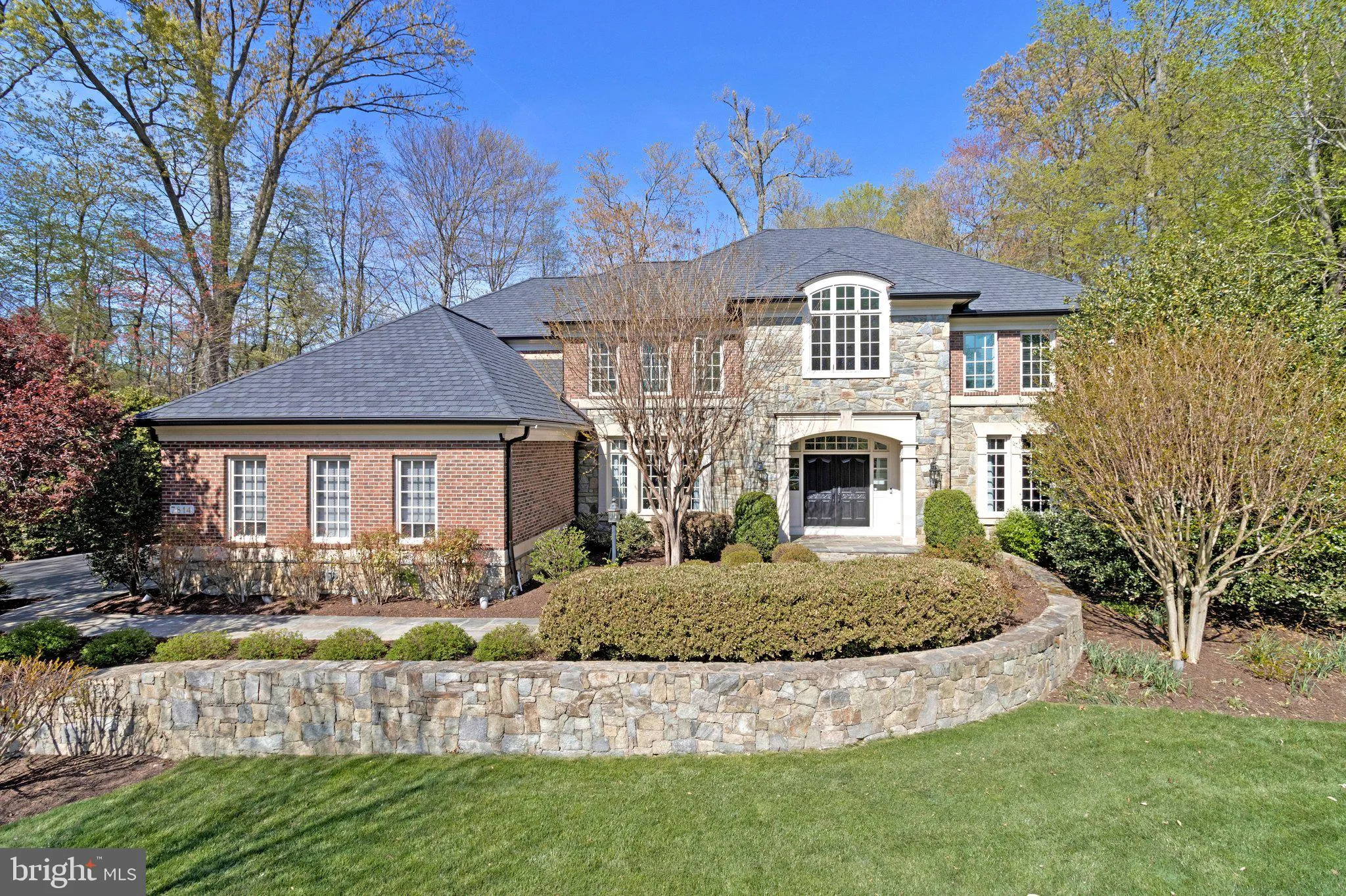 7814 CROWNHURST COURT, Mclean, VA 22102