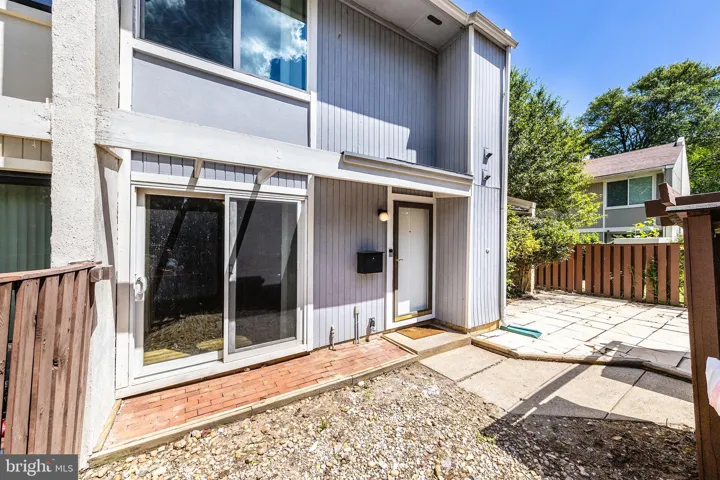 2232 Southgate Square, Reston, VA 20191
