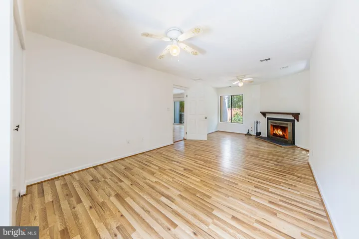 2232 Southgate Square, Reston, VA 20191
