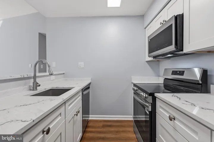 8643 Beekman Place, Alexandria, VA 22309