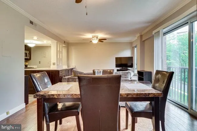 1300 Army Navy Drive, Arlington, VA 22202