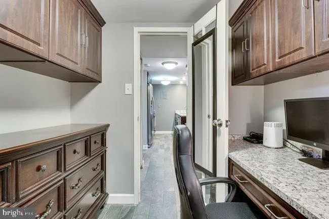 1300 Army Navy Drive, Arlington, VA 22202
