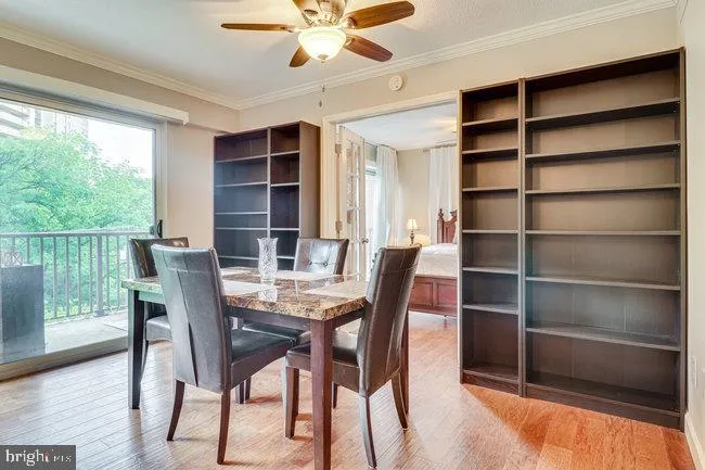 1300 Army Navy Drive, Arlington, VA 22202