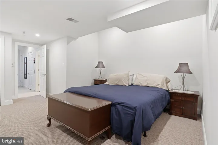 6816 Rigby Lane, Mclean, VA 22101