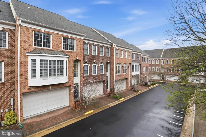 6816 Rigby Lane, Mclean, VA 22101