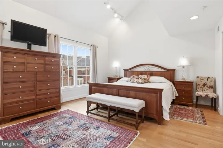 6816 Rigby Lane, Mclean, VA 22101