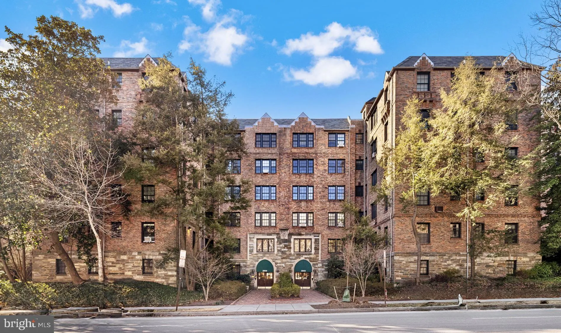 3900 CONNECTICUT AVENUE, Washington, DC 20008