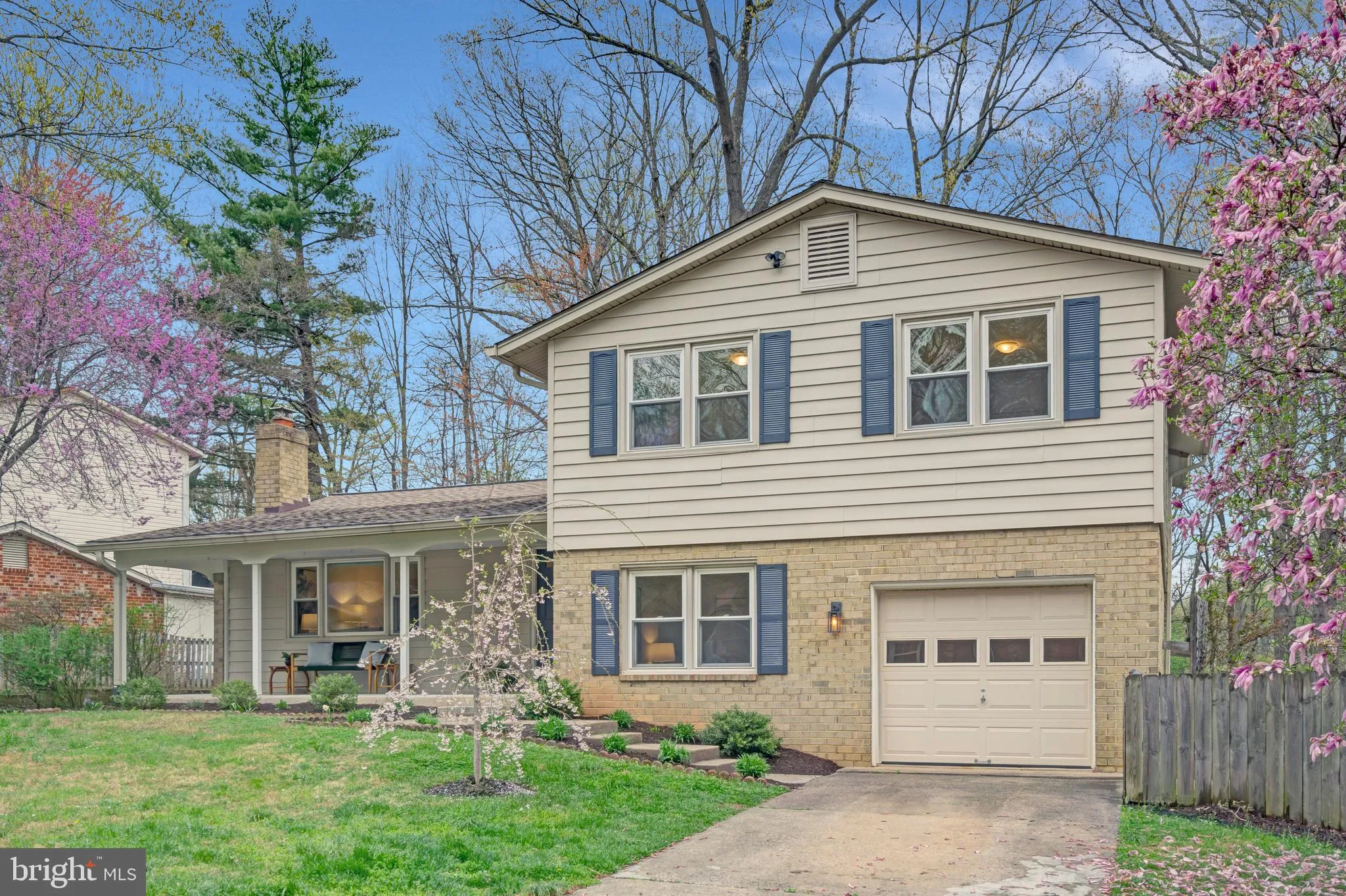 10424 COLLINGHAM DRIVE, Fairfax, VA 22032