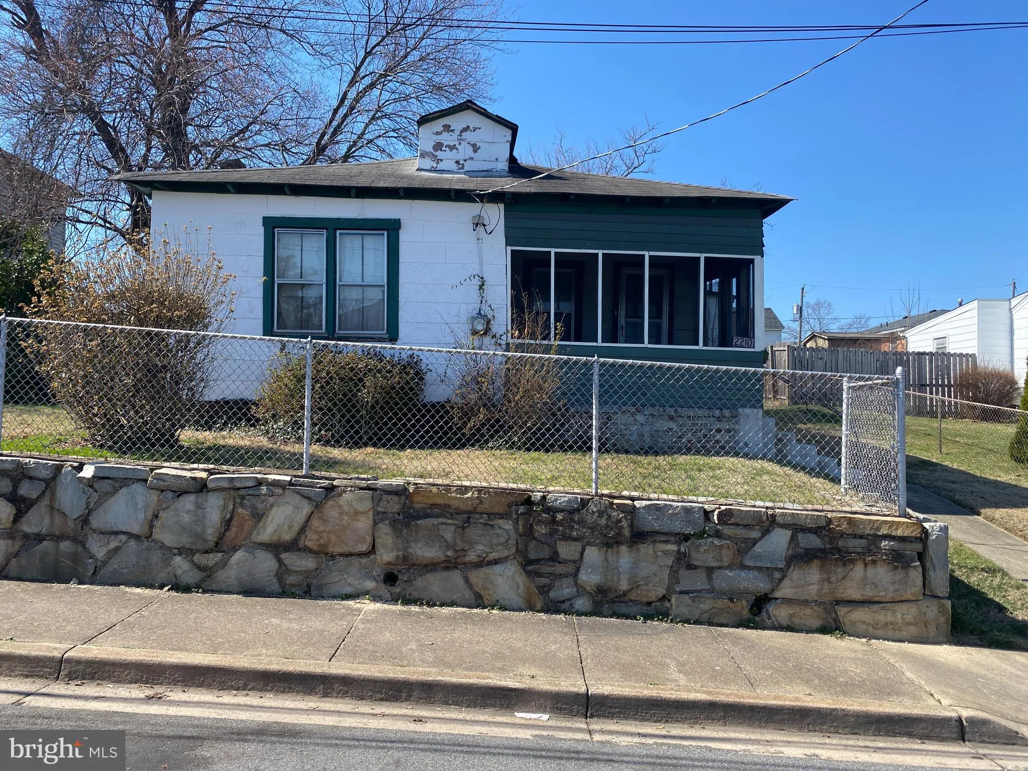 2210 NELSON STREET, Arlington, VA 22206