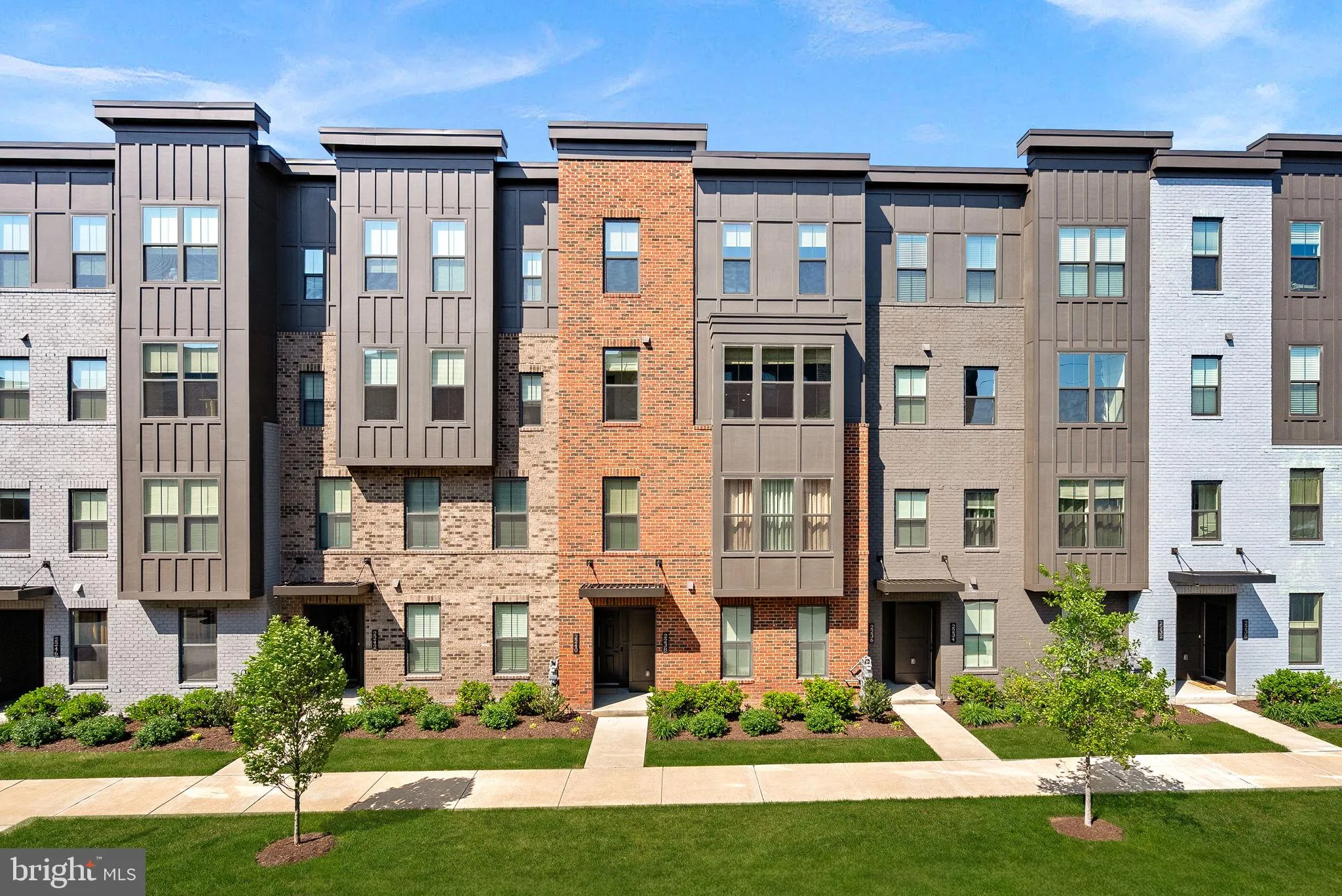 2240 WOODLAND GAP TERRACE, Herndon, VA 20171