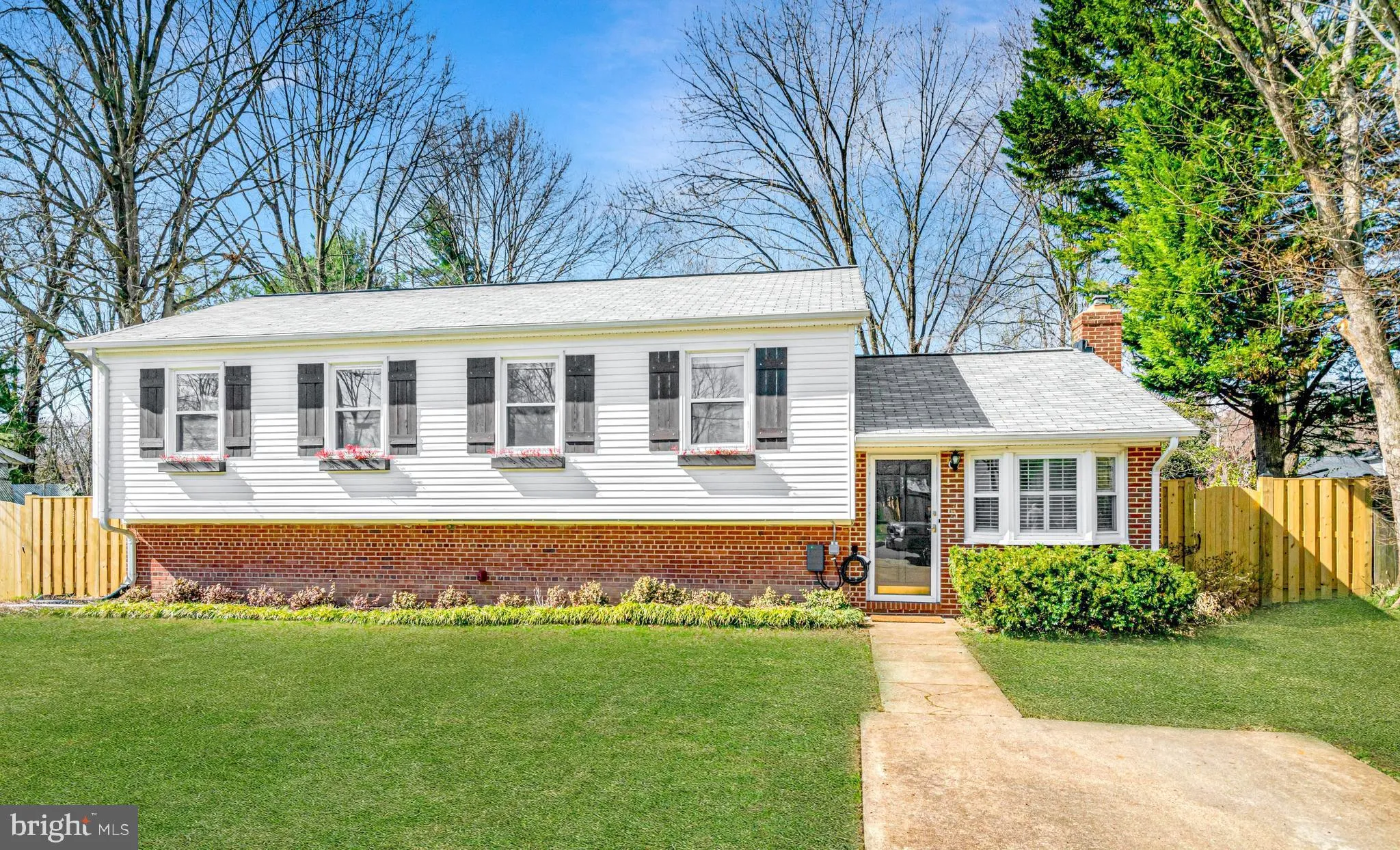 8206 ACKLEY STREET, Alexandria, VA 22309