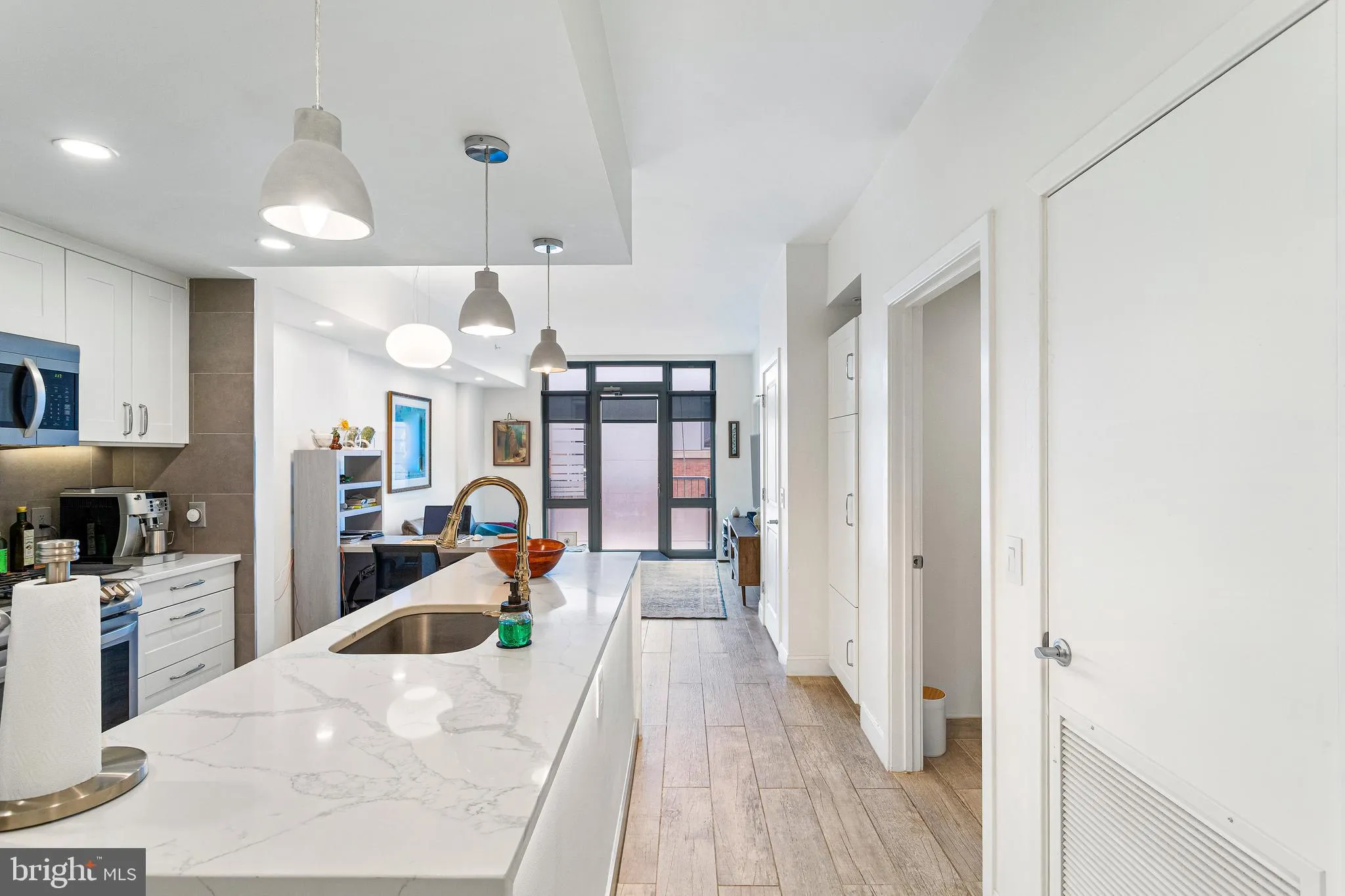 1117 10TH STREET, Washington, DC 20001