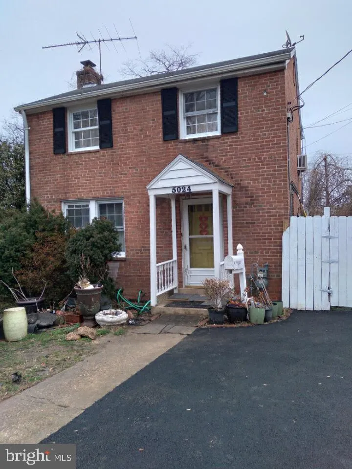 5024 12TH STREET, Arlington, VA 22204
