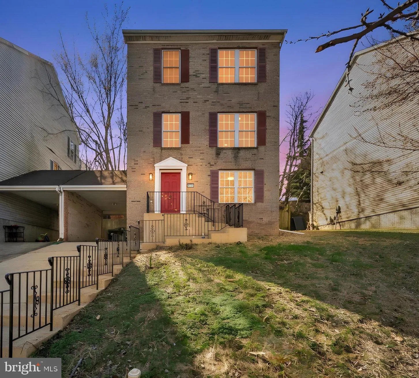 2719 HARTFORD STREET, Washington, DC 20020