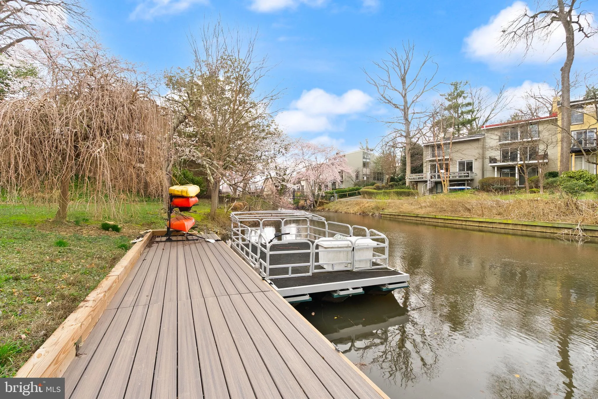 11465 WASHINGTON PLAZA, Reston, VA 20190