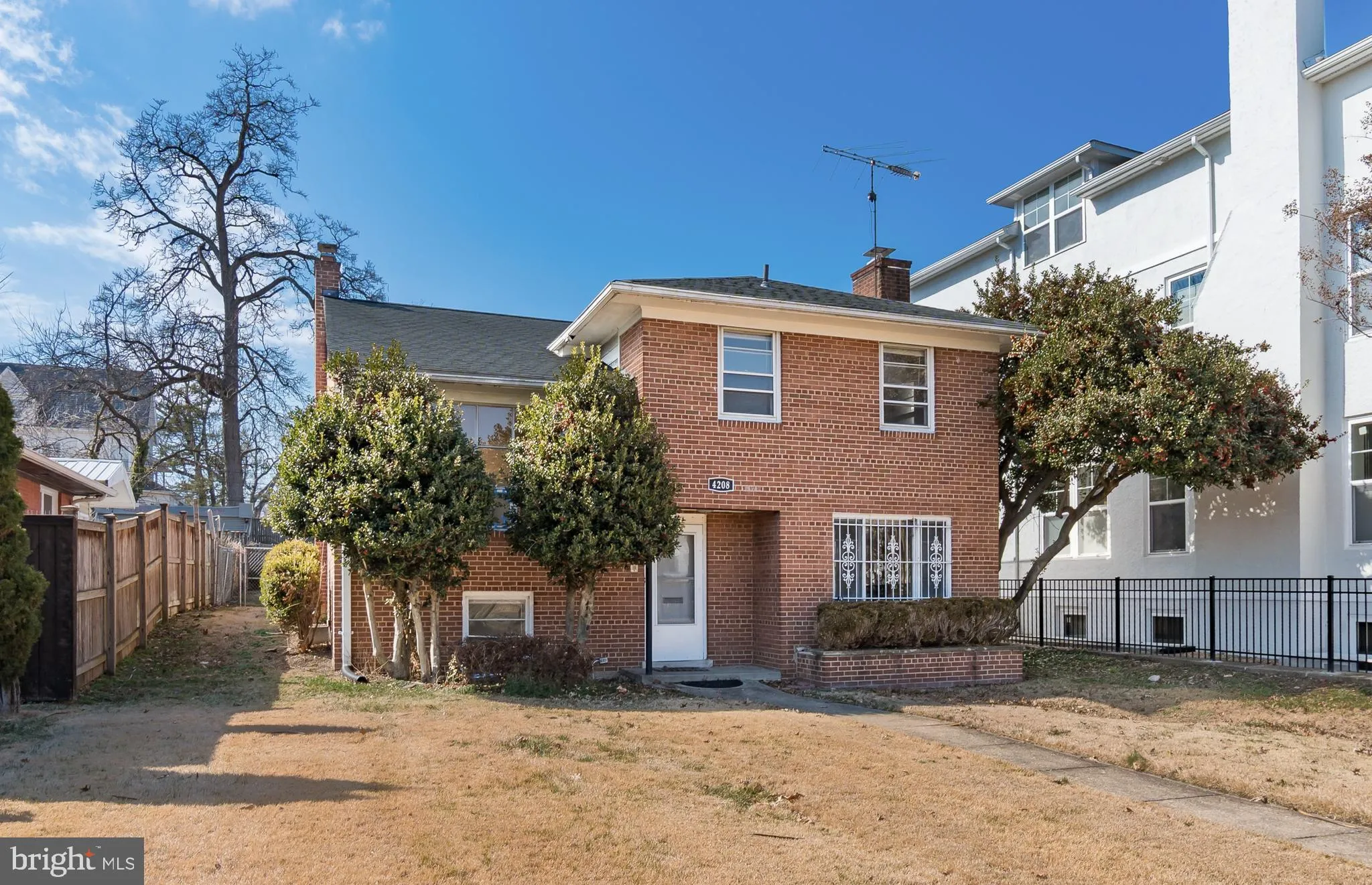 4208 16TH STREET, Washington, DC 20011
