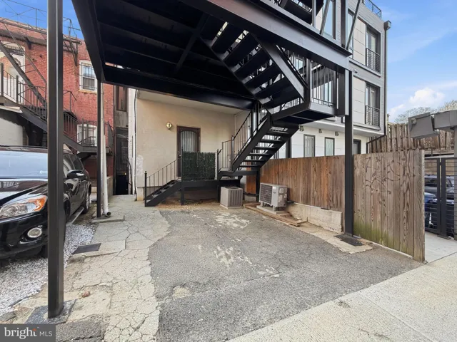 2713 Ontario Road Nw, Washington, DC 20009