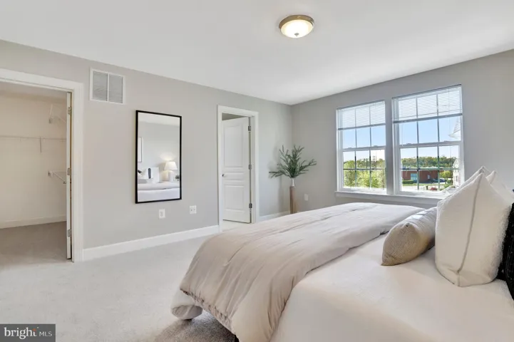 6267 Summit Point Court, Alexandria, VA 22310