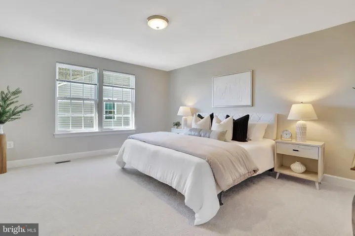 6267 Summit Point Court, Alexandria, VA 22310
