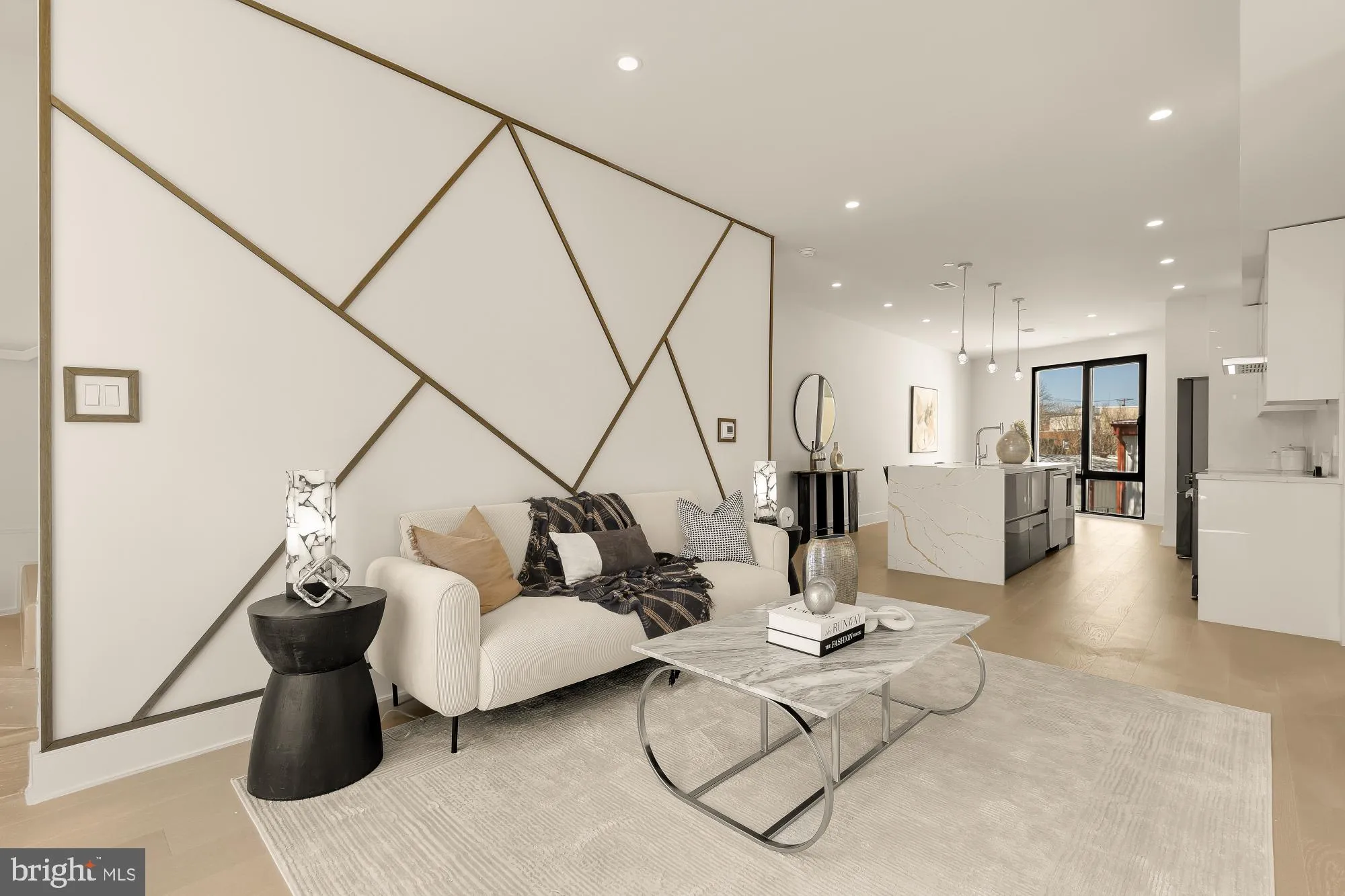 1850 CAPITOL AVENUE, Washington, DC 20002