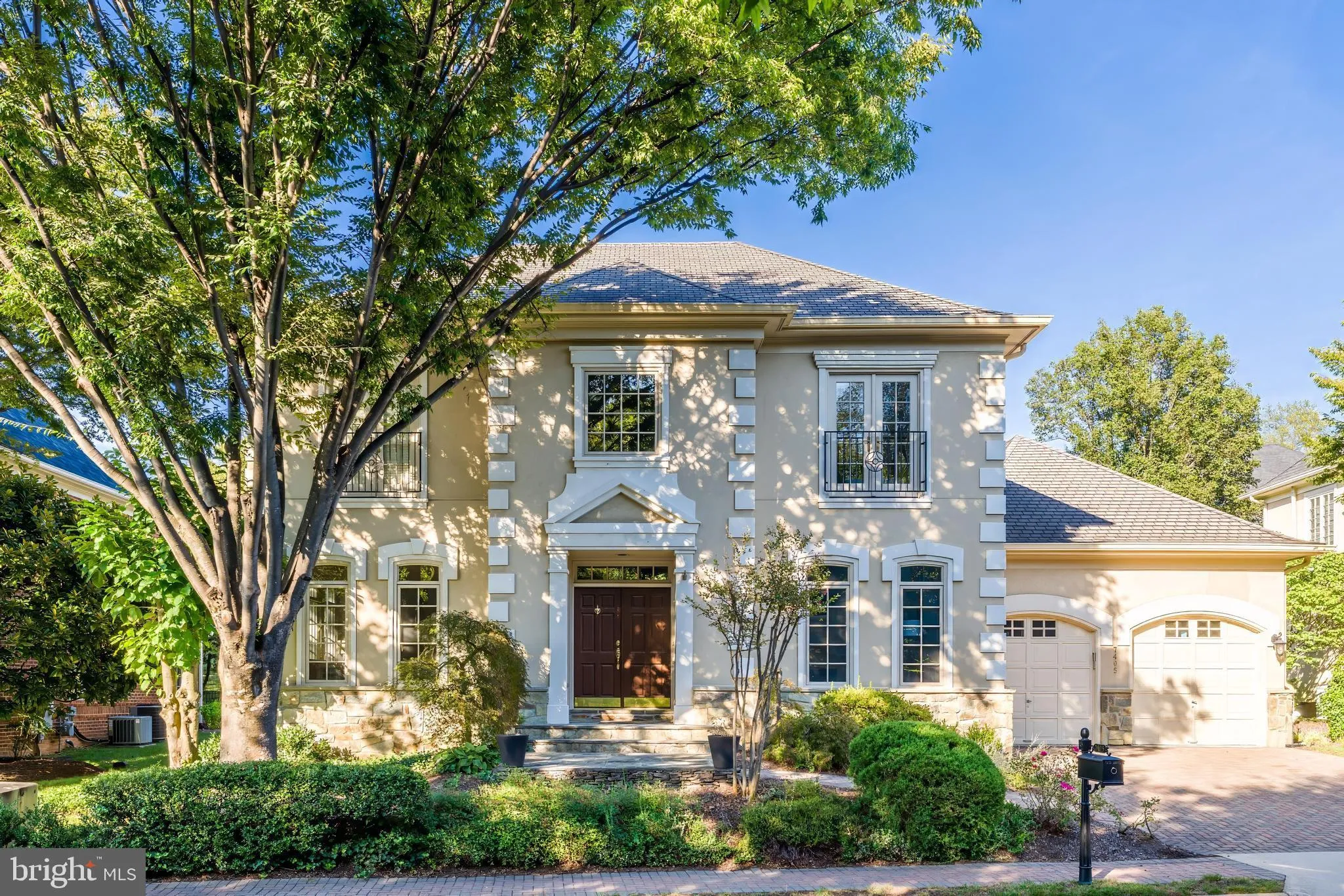 7405 OLD MAPLE SQ, Mclean, VA 22102