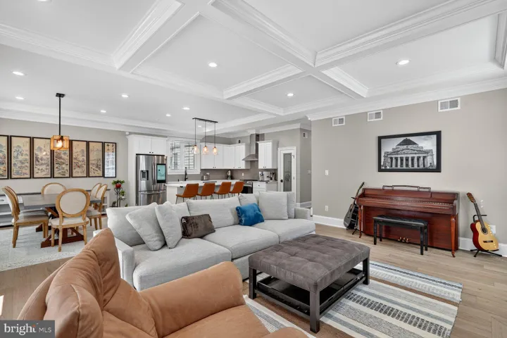 2808 W George Mason Road, Falls Church, VA 22042