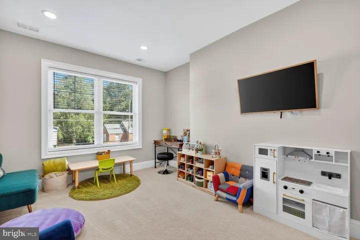 2808 W George Mason Road, Falls Church, VA 22042