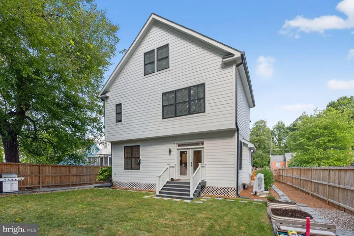 2808 W George Mason Road, Falls Church, VA 22042