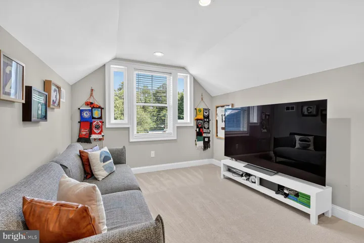 2808 W George Mason Road, Falls Church, VA 22042