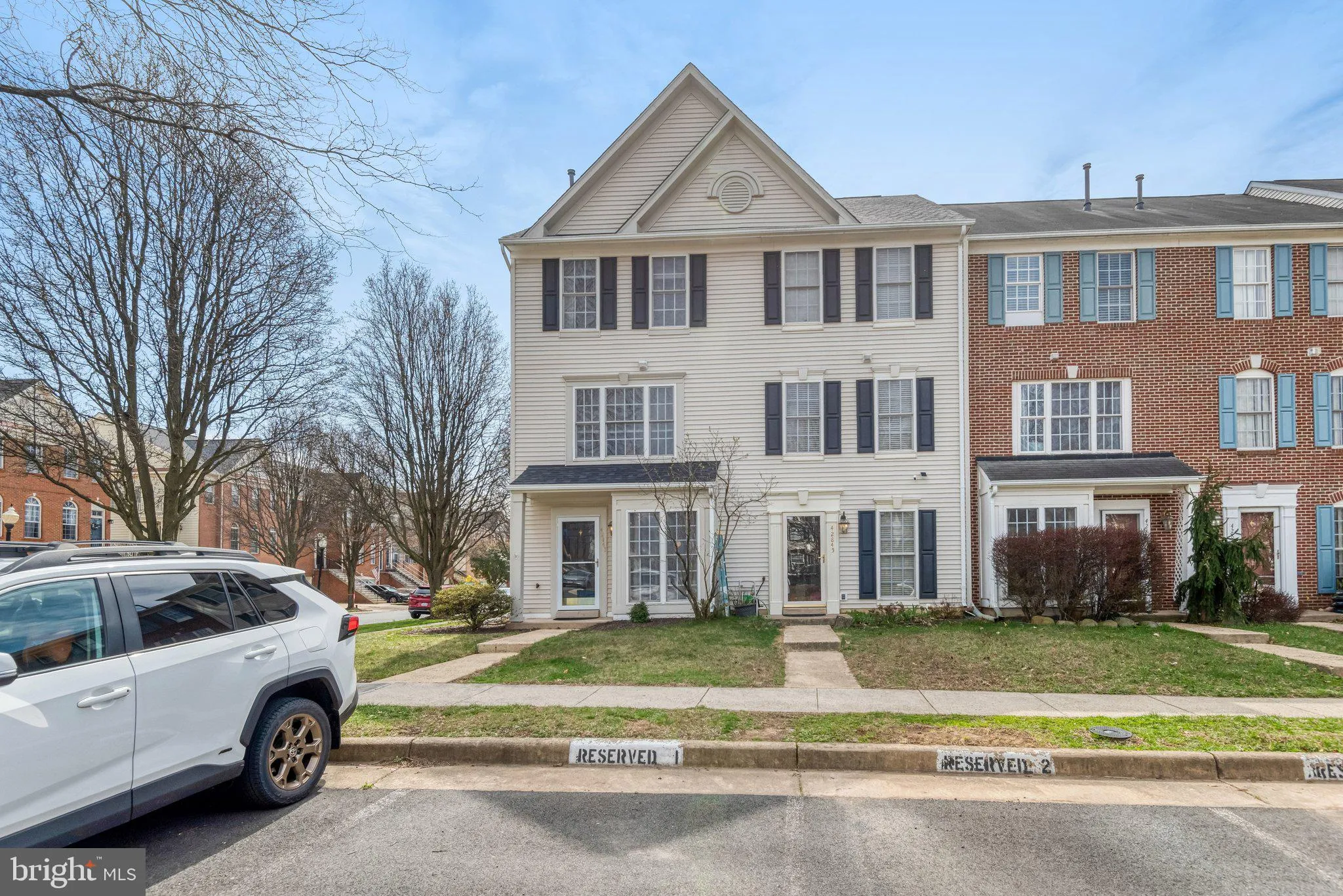42847 PILGRIM SQUARE, Chantilly, VA 20152