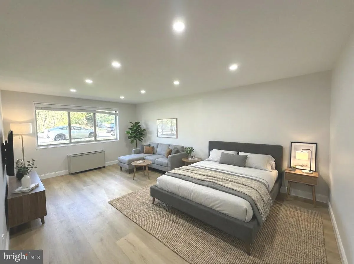 2710 MACOMB STREET, Washington, DC 20008