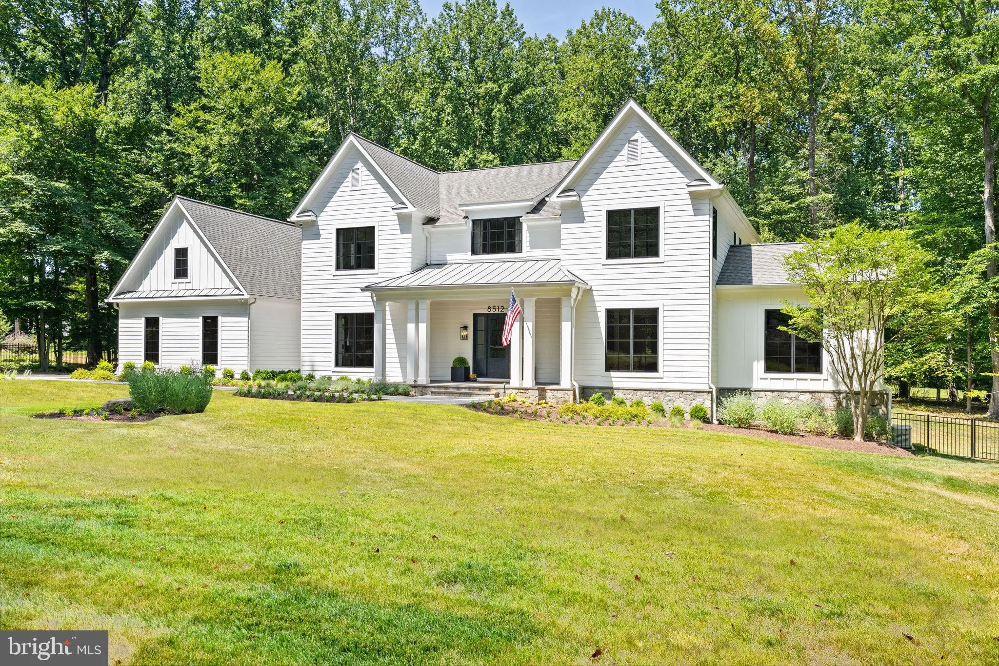 8512 HORSESHOE LANE, Potomac, MD 20854