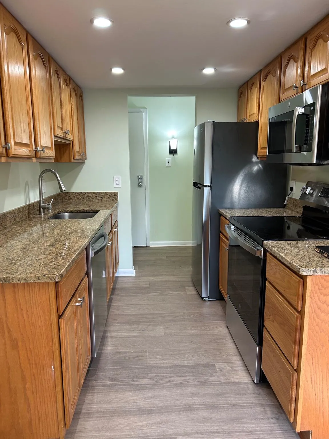 11609 STONEVIEW SQ, Reston, VA 20191