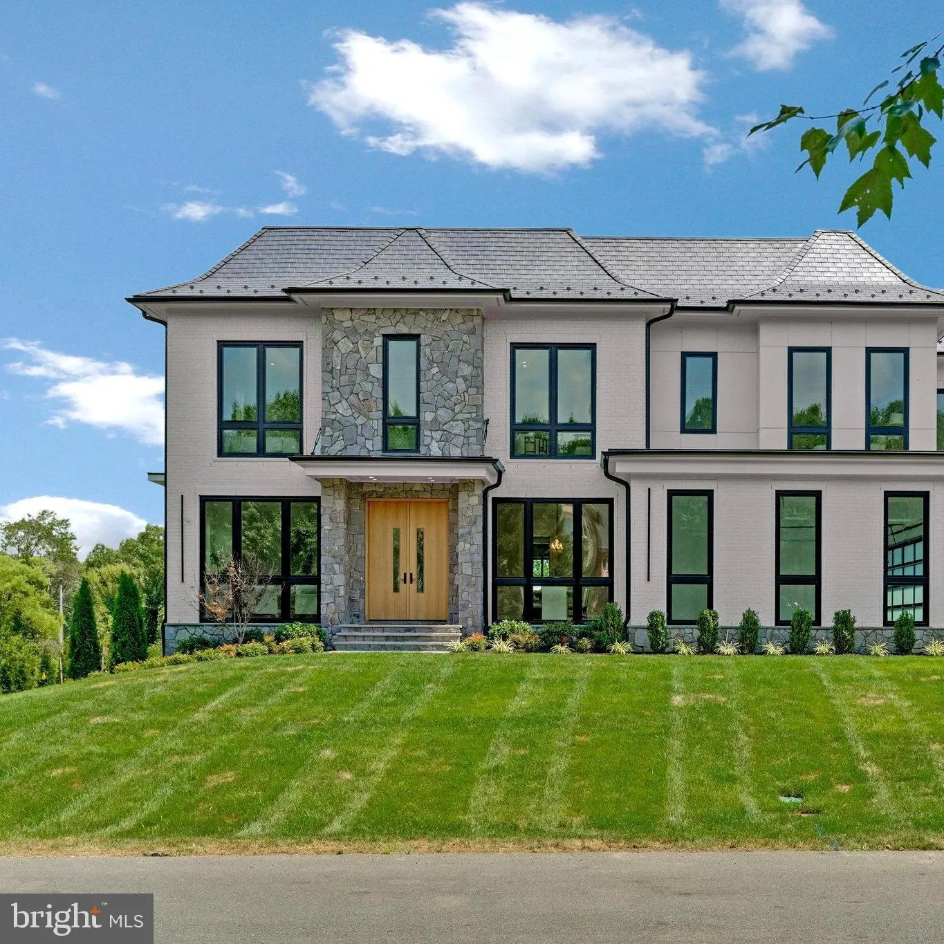 1044 CARPER STREET, Mclean, VA 22101
