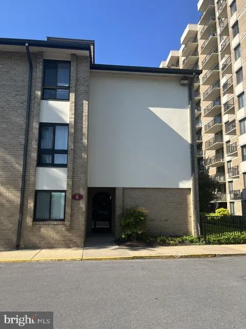 6 MONROE STREET, Rockville, MD 20850