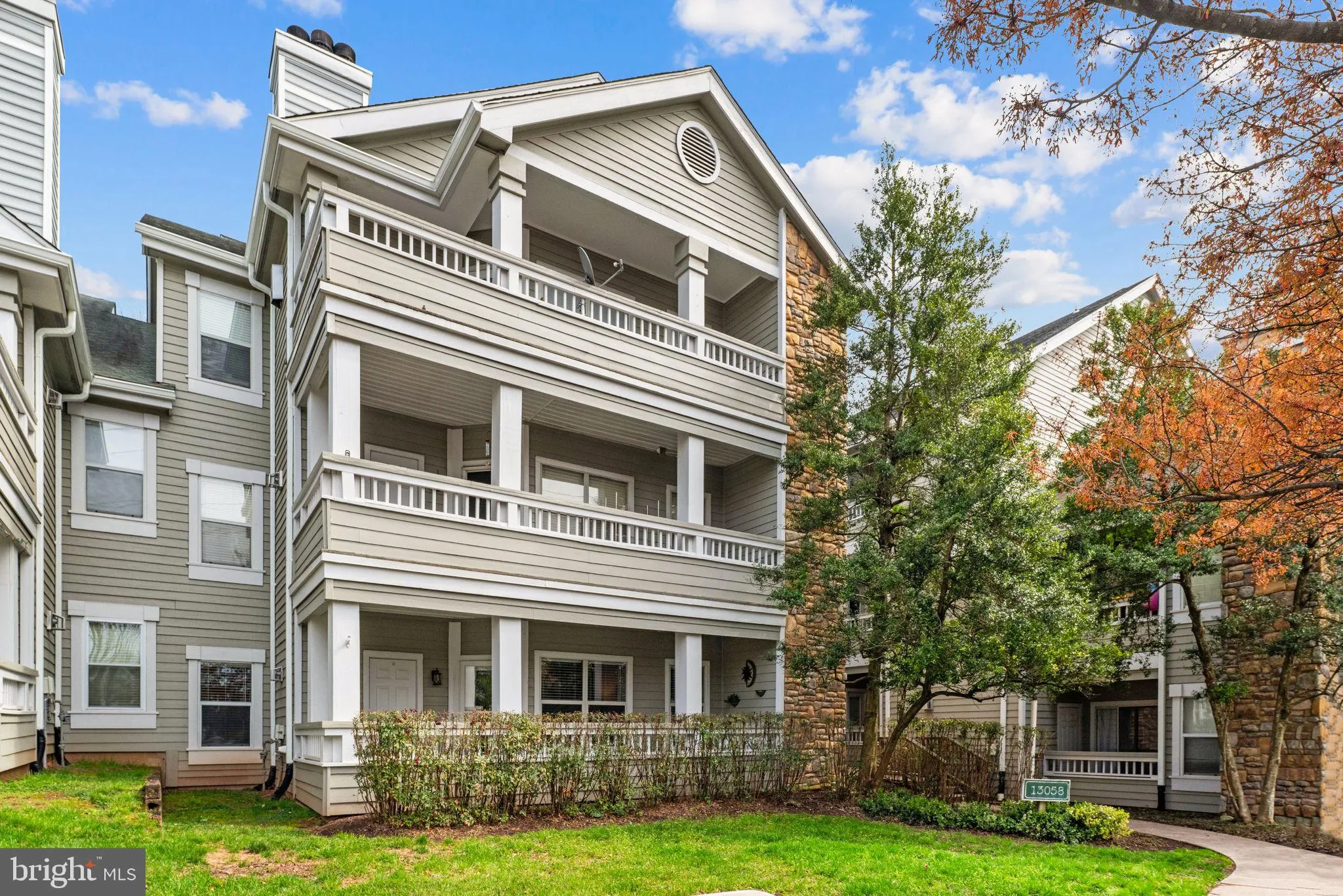 13058 AUTUMN WOODS WAY, Fairfax, VA 22033