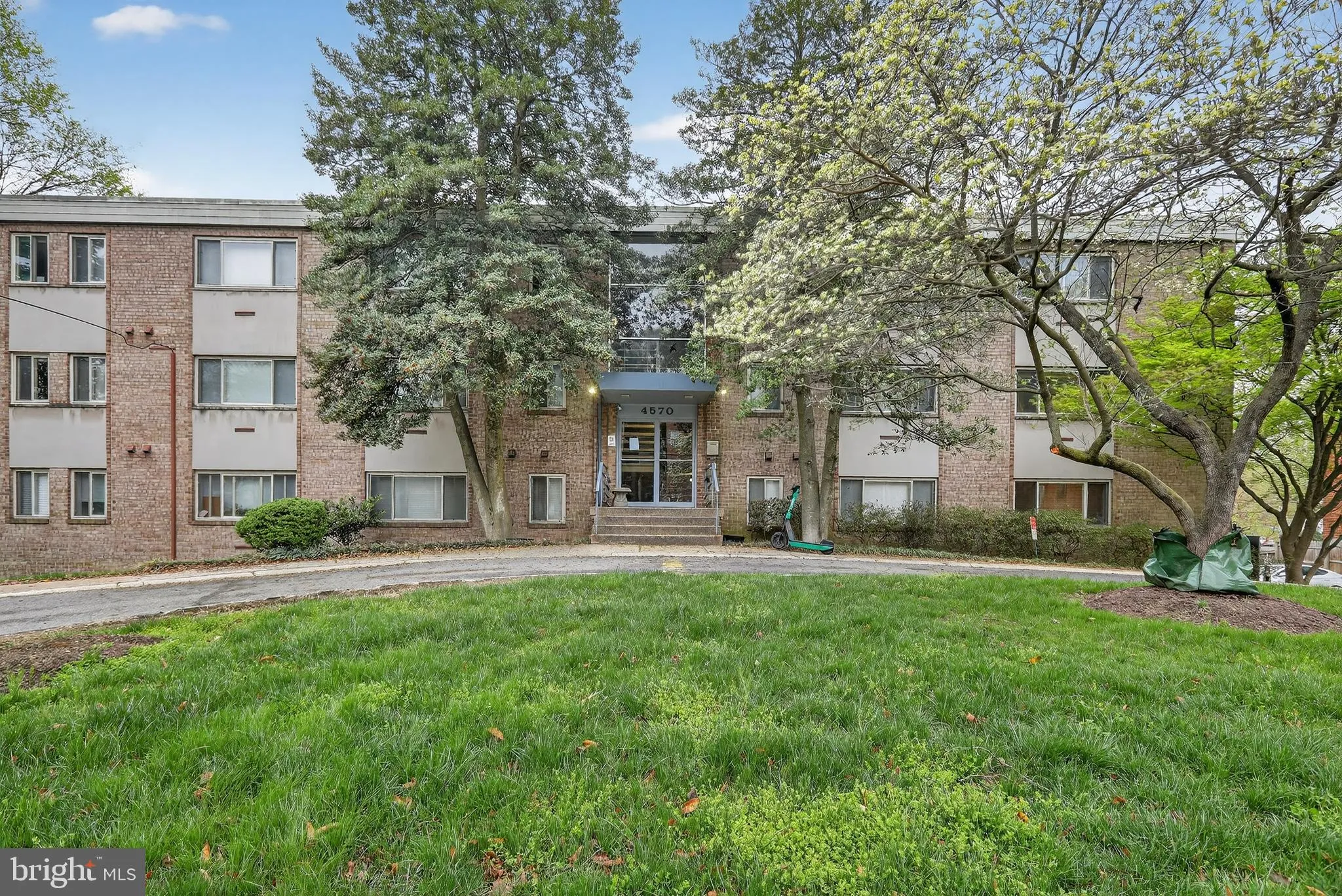 4570 MACARTHUR BOULEVARD, Washington, DC 20007
