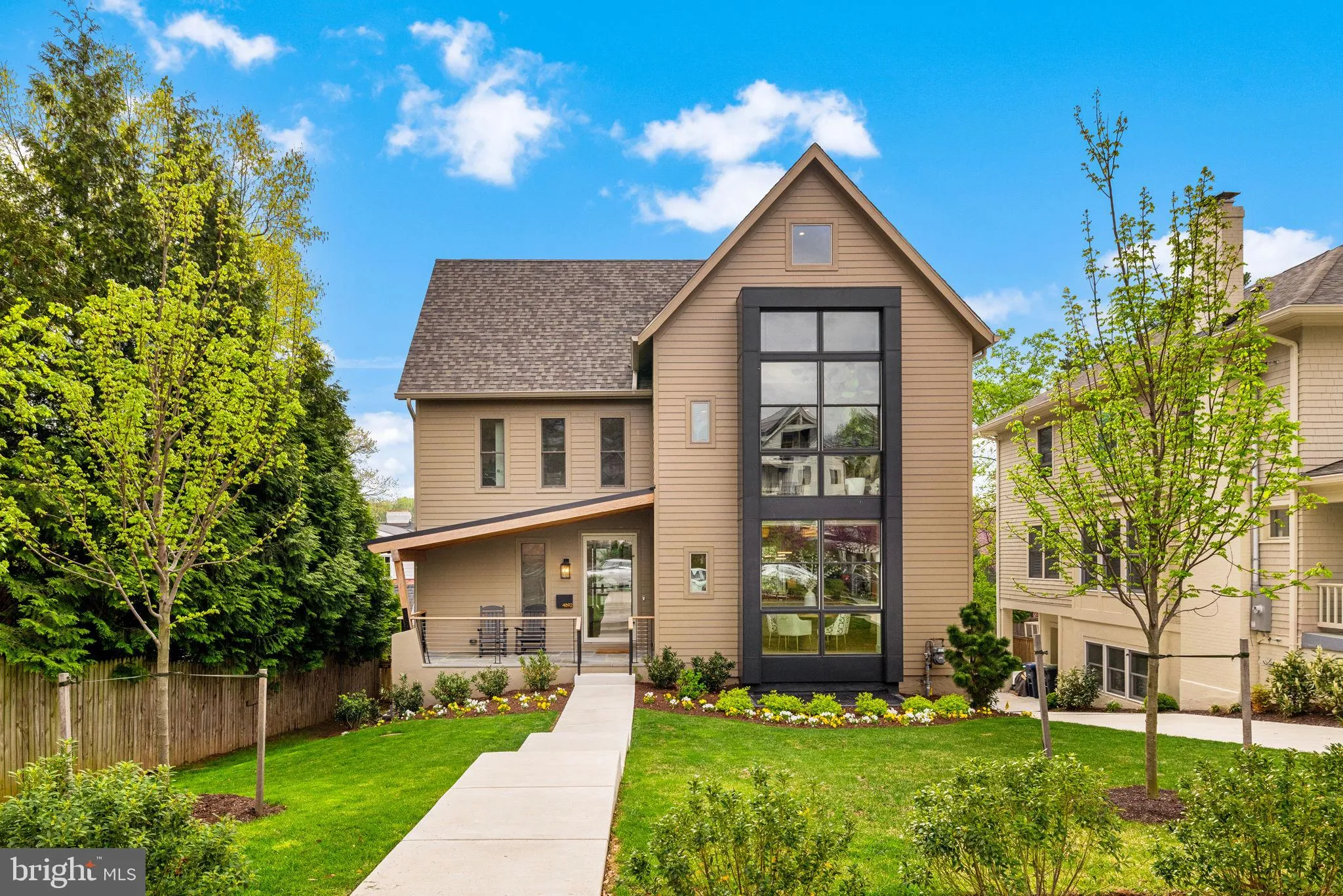 4892 MACARTHUR BOULEVARD, Washington, DC 20007