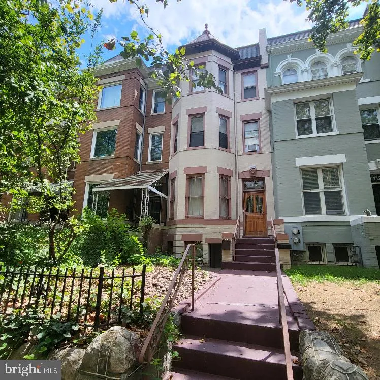 1122 COLUMBIA ROAD, Washington, DC 20009