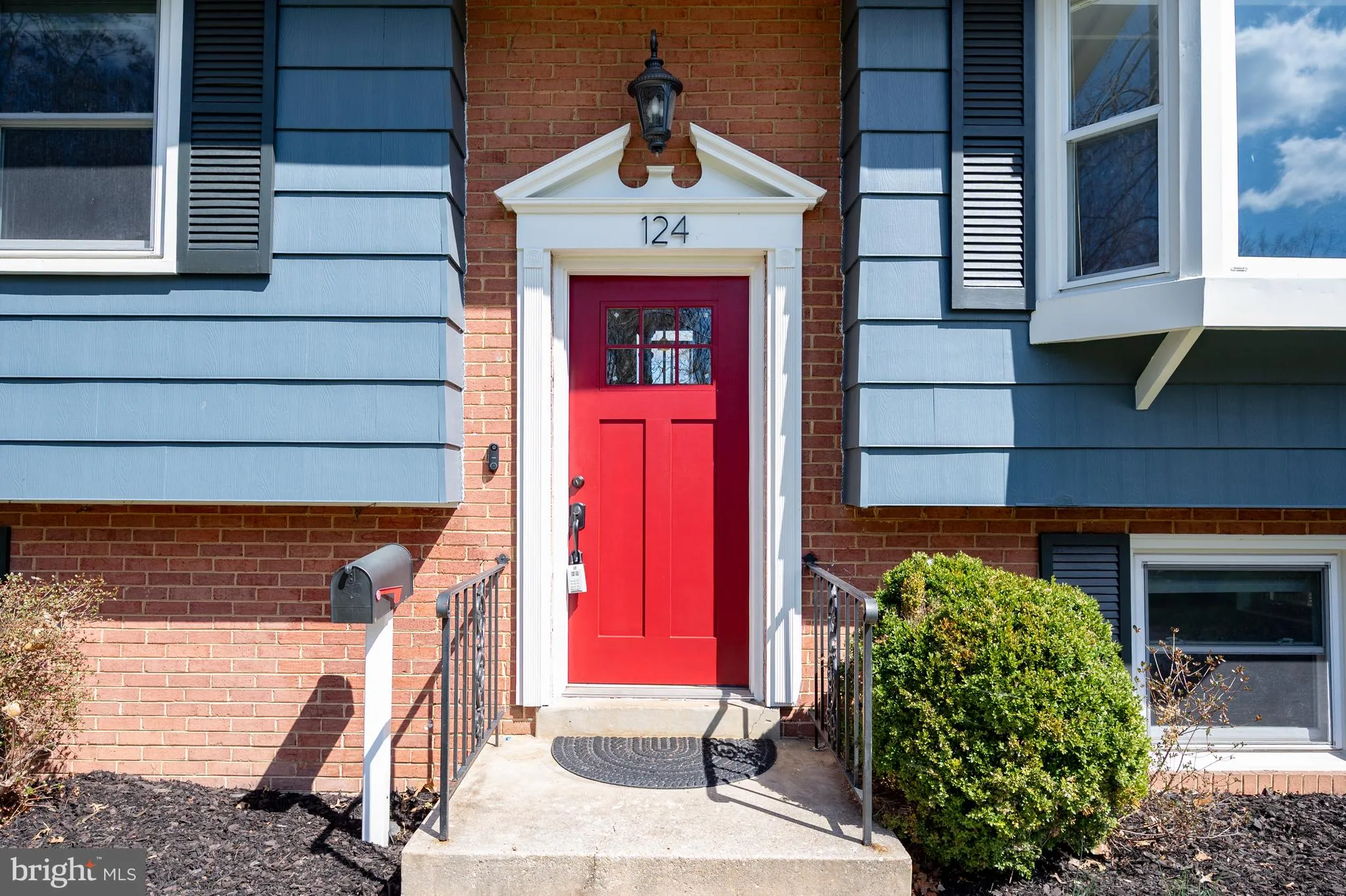 124 WOODLAND ROAD, Gaithersburg, MD 20877