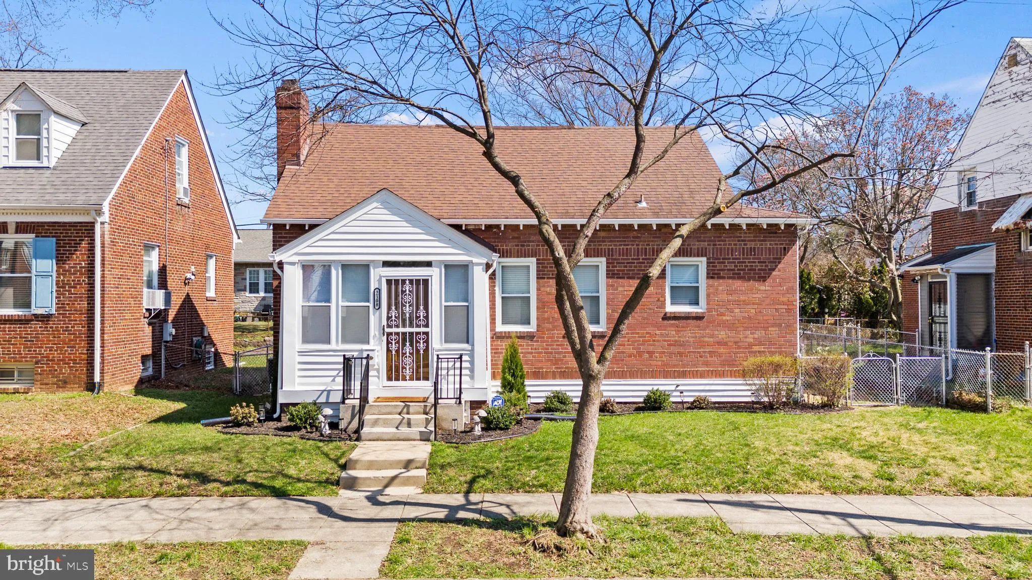 2108 31ST PLACE, Washington, DC 20020