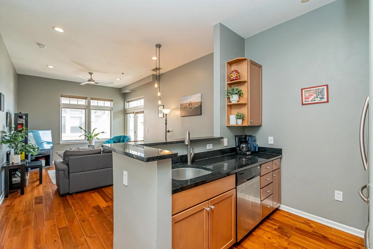 309 HOLLAND LANE, Alexandria, VA 22314