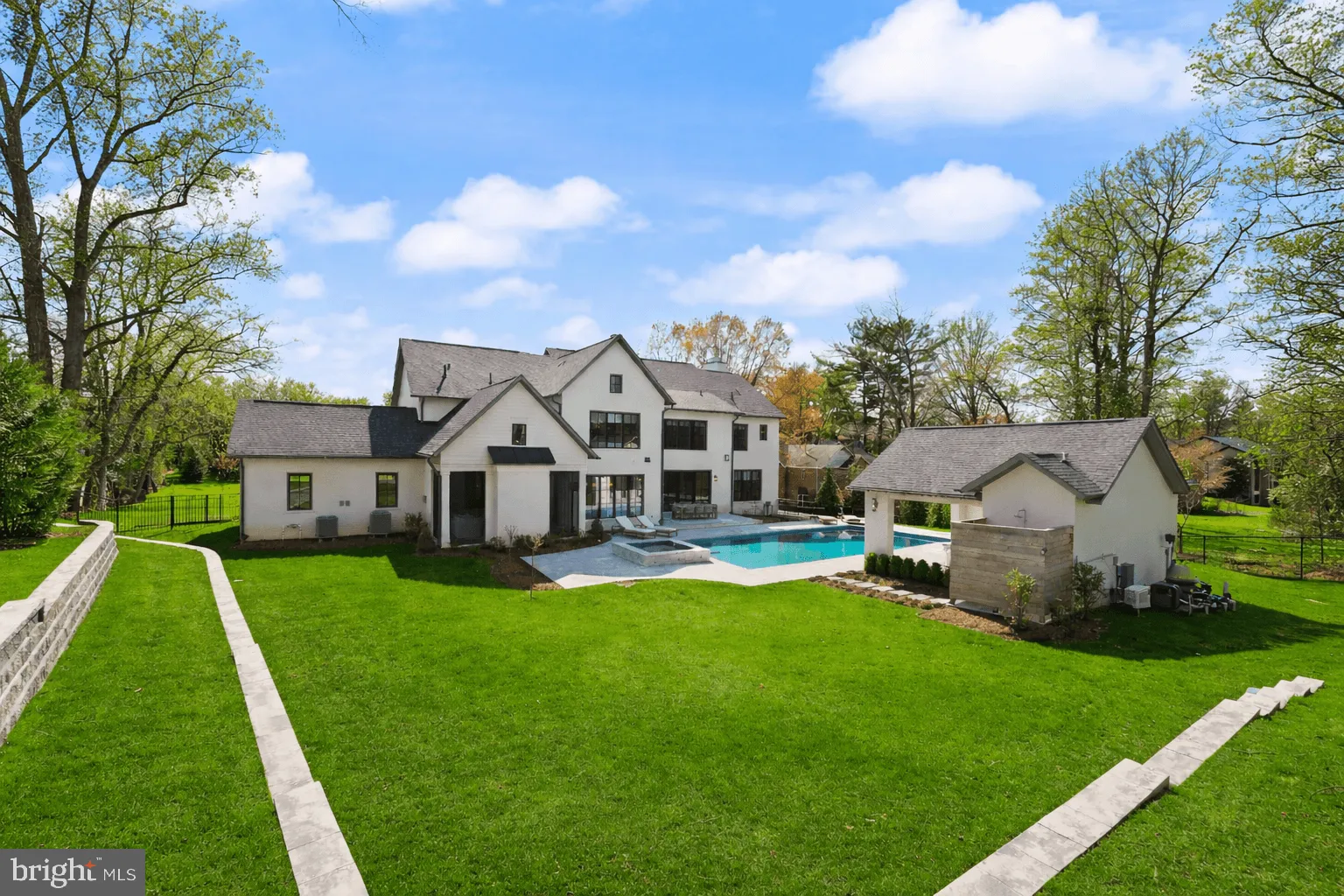 8230 WELLER AVENUE, Mclean, VA 22102