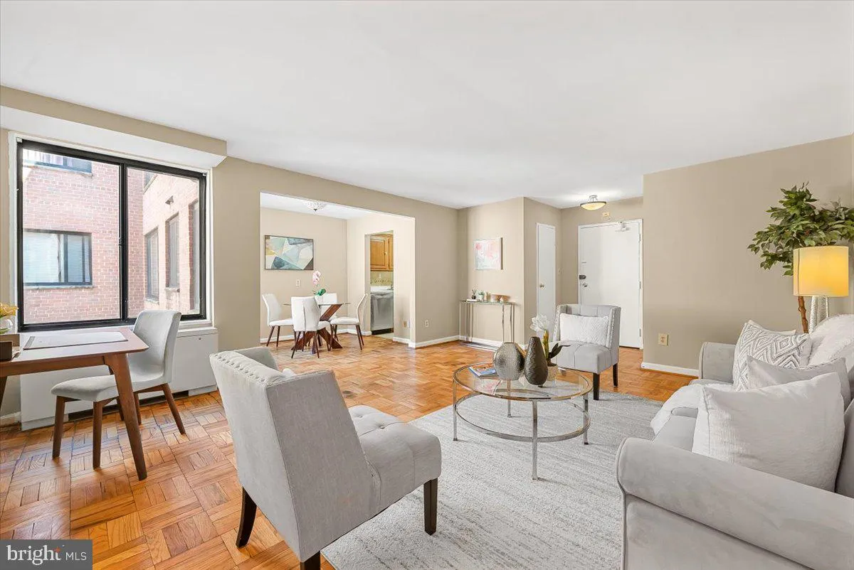 5112 MACARTHUR BOULEVARD, Washington, DC 20016