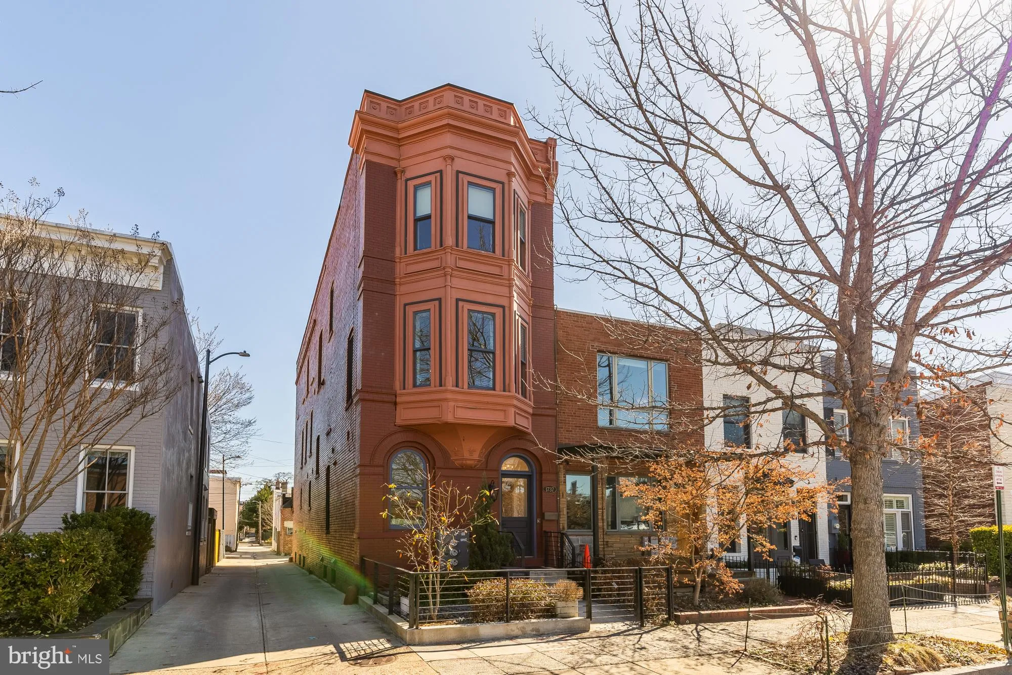 1737 11TH, Washington, DC 20001