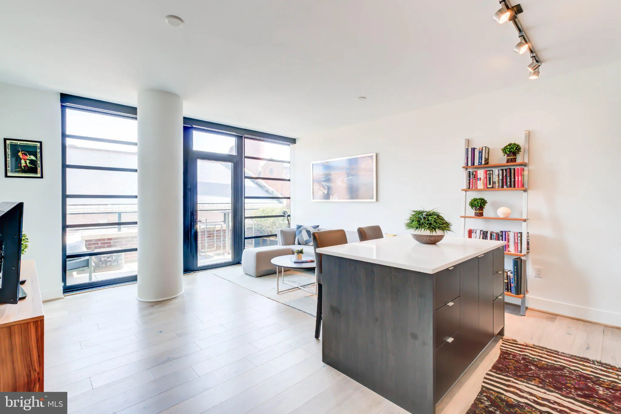1300 4TH STREET, Washington, DC 20003