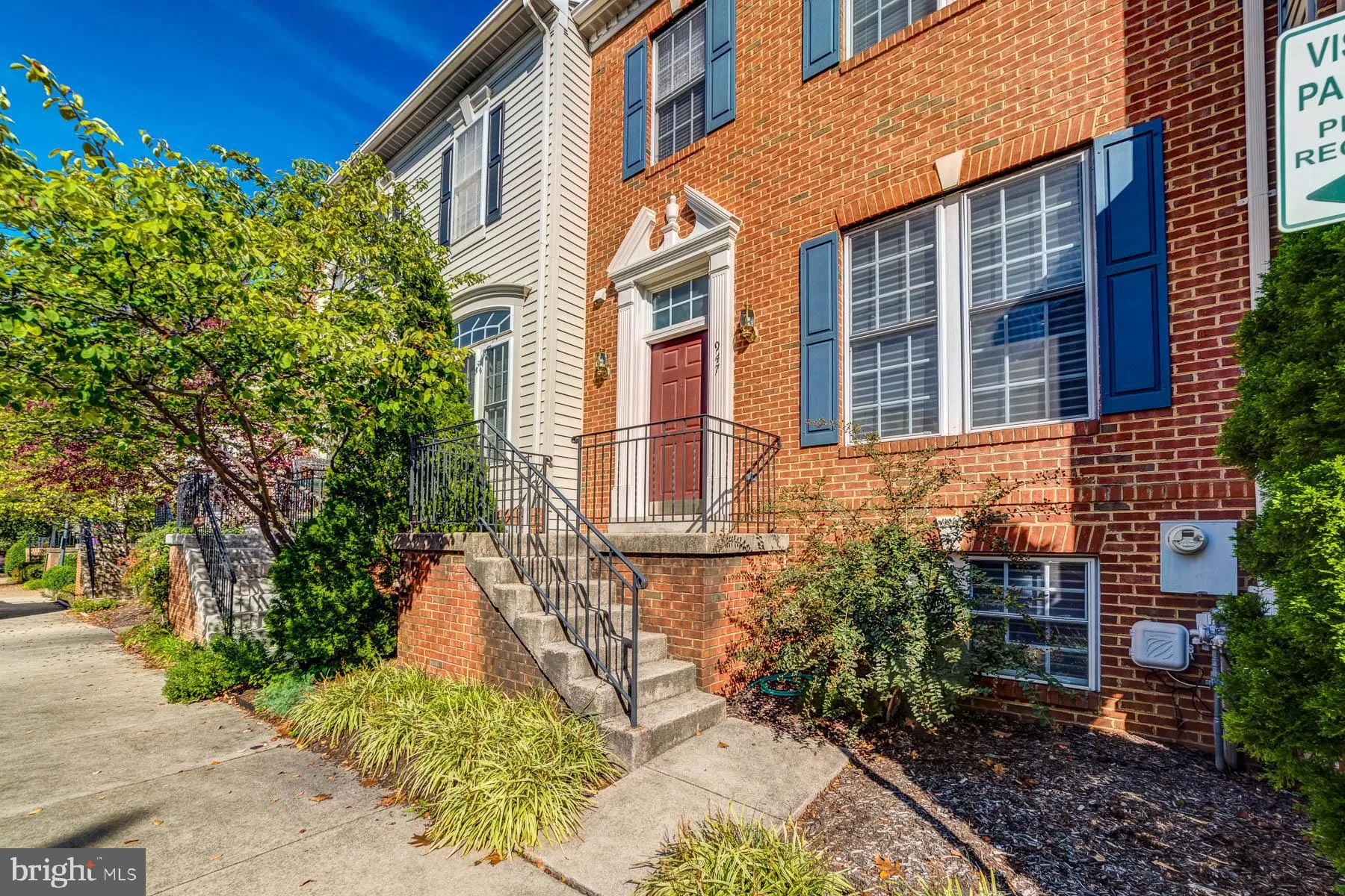 947 HARRISON CIRCLE, Alexandria, VA 22304